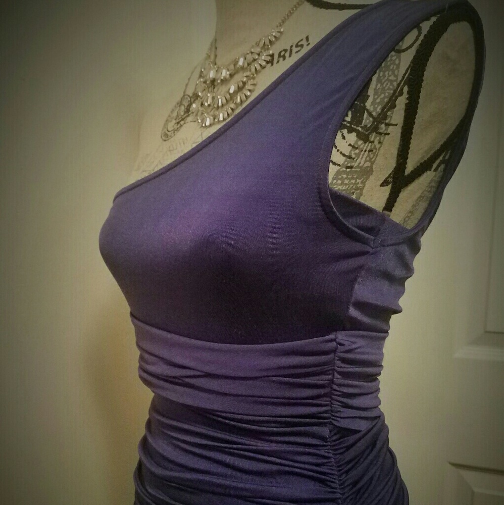 Va va voom purple one shoulder dress